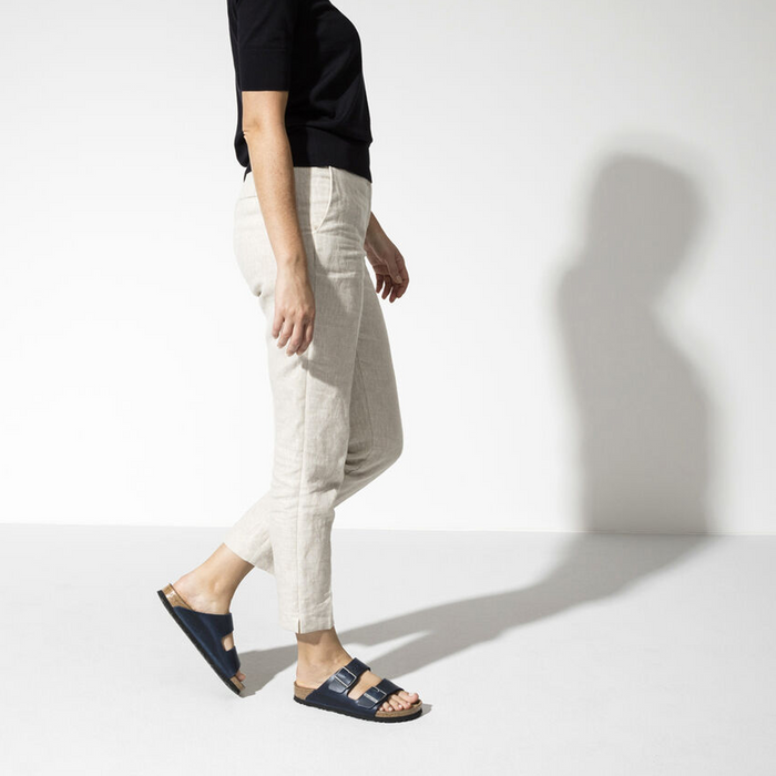 Birkenstock Arizona Soft Footbed Oiled Leather Slide Sandal (Unisex) Sandal - Slide - The Heel Shoe Fitters