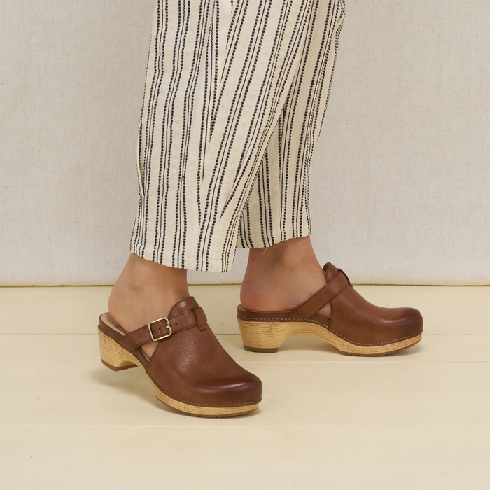 Dansko Leandra Clog (Women) - Brown Leather Dress-Casual - Clogs & Mules - The Heel Shoe Fitters