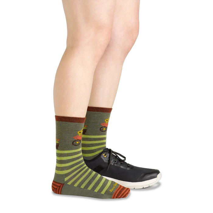 Darn Tough Animal Haus Lightweight Crew Sock (Women) Accessories - Socks - Lifestyle - The Heel Shoe Fitters