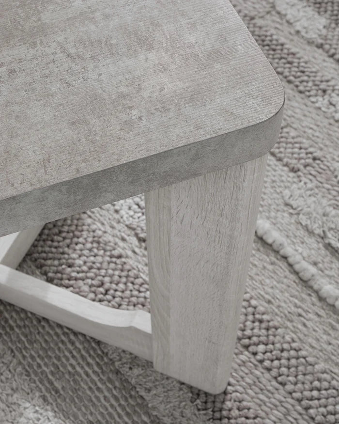 Garnilly Table (Set of 3)