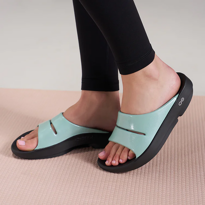 Oofos OOahh Luxe Slide (Women) - Oasis Sandal - Slide - The Heel Shoe Fitters