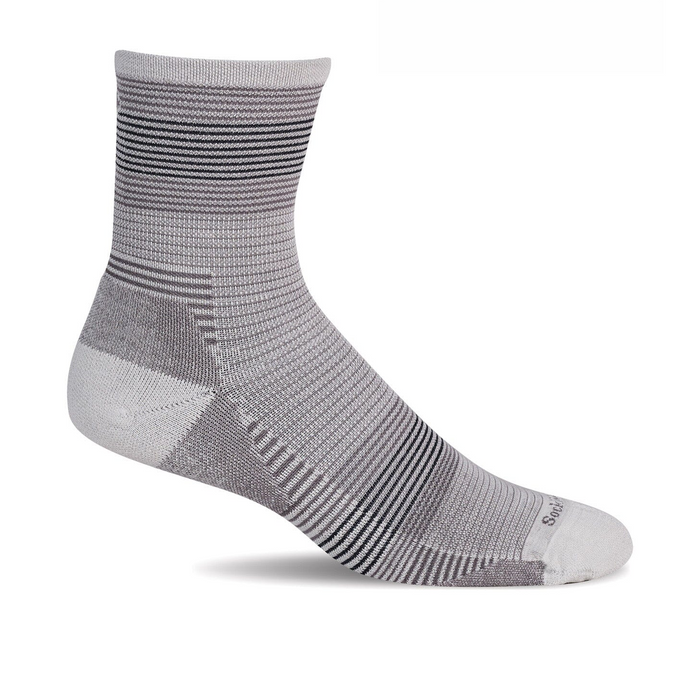 Sockwell Cadence Quarter Crew (Men) Accessories - Socks - Performance - The Heel Shoe Fitters