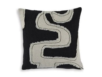 Veerbank Pillow (Set of 4)