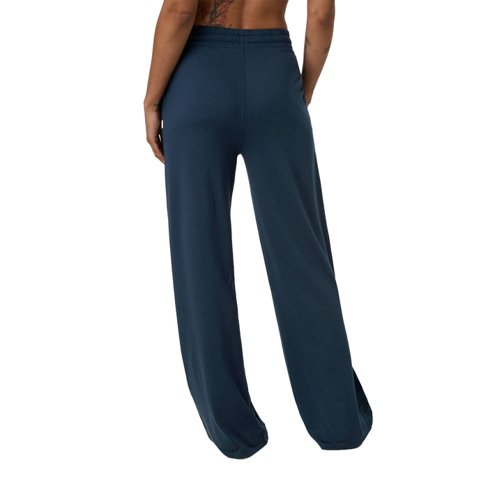 Vuori Halo Essential Wideleg Pant (Women) - Blue Coast Heather Apparel - Bottom - Pant - The Heel Shoe Fitters