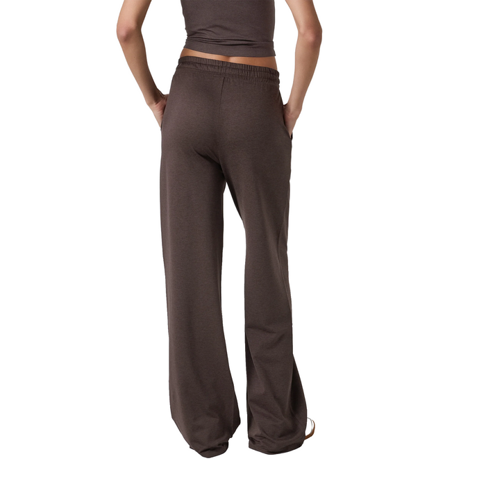 Vuori Halo Essential Short Wideleg Pant (Women) - Java Heather Apparel - Bottom - Pant - The Heel Shoe Fitters