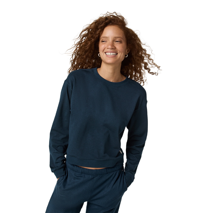 Vuori Halo Modern Crew (Women) Apparel - Top - Sweatshirt - The Heel Shoe Fitters