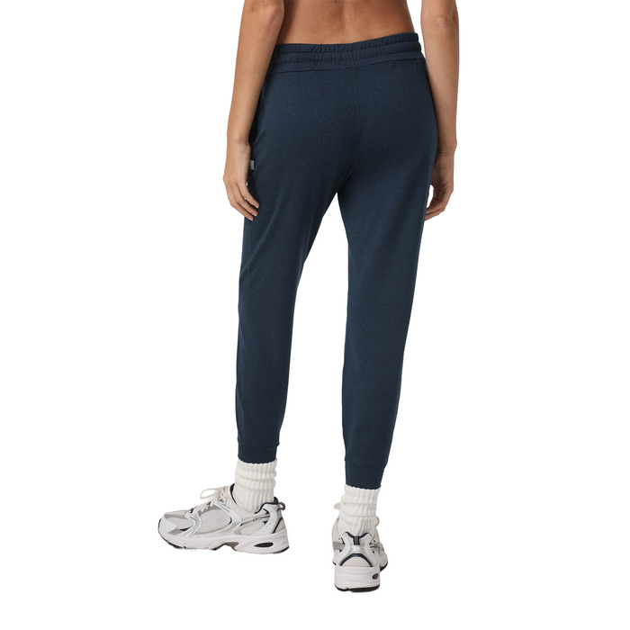 Vuori Performance Jogger (Women) Apparel - Bottom - Pant - The Heel Shoe Fitters